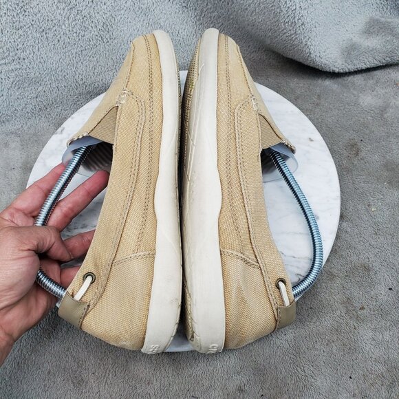 Crocs Shoes Womens Size 10 Tan Canvas Santa Cruz Slip On Loafer *Read* - Picture 8 of 14